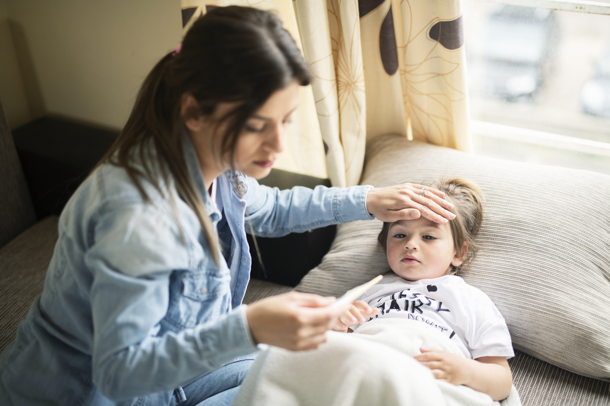 Manejo de la fiebre en niños Consejos y pautas importantes.jpg